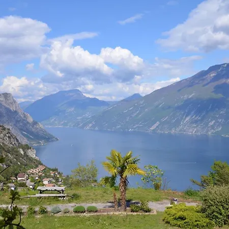 Ferienwohnung-casa-uta-gardasee-limone-tremosine * Tremosine